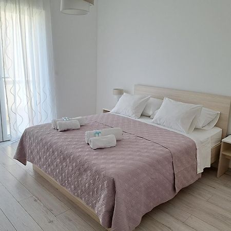 Apartment & Room Ladisic أوراساك الغرفة الصورة
