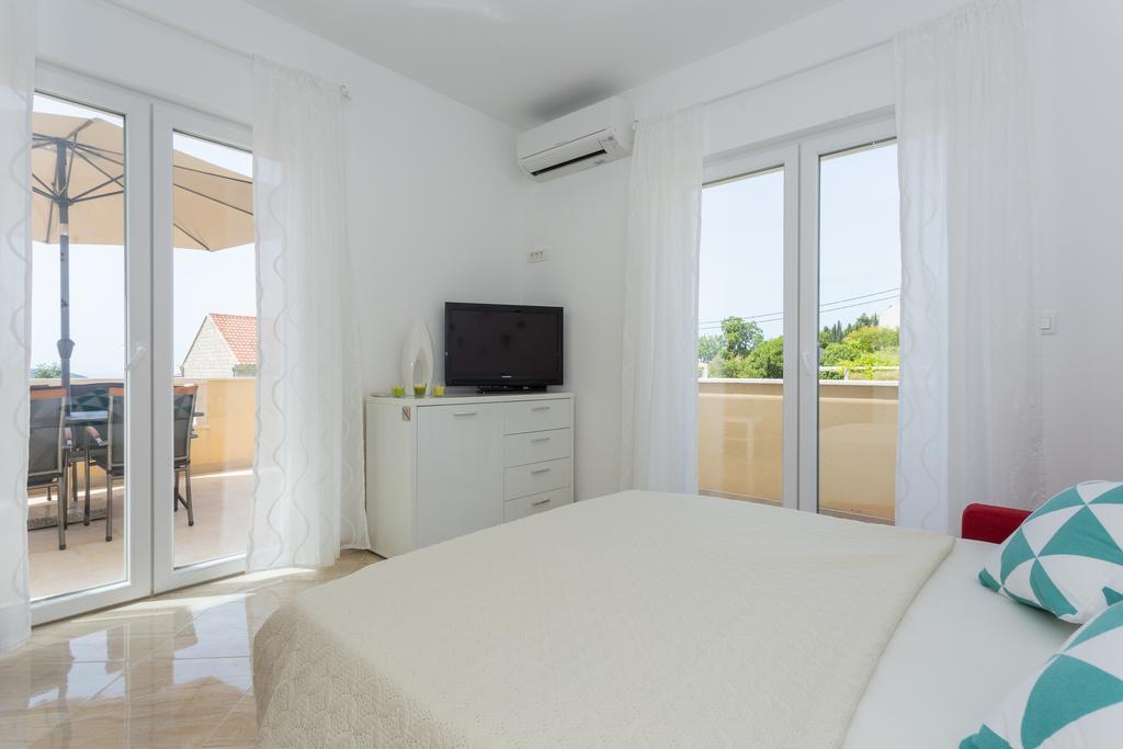 Apartment & Room Ladisic أوراساك المظهر الخارجي الصورة