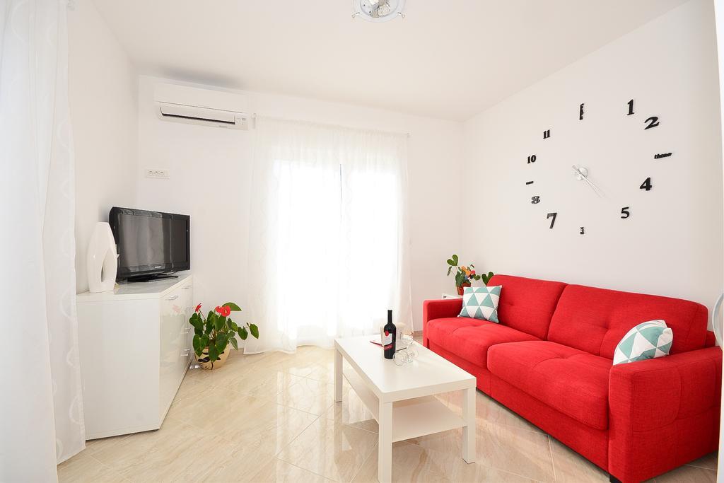 Apartment & Room Ladisic أوراساك المظهر الخارجي الصورة