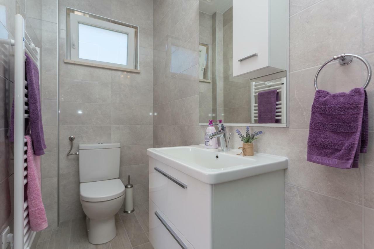Apartment & Room Ladisic أوراساك المظهر الخارجي الصورة