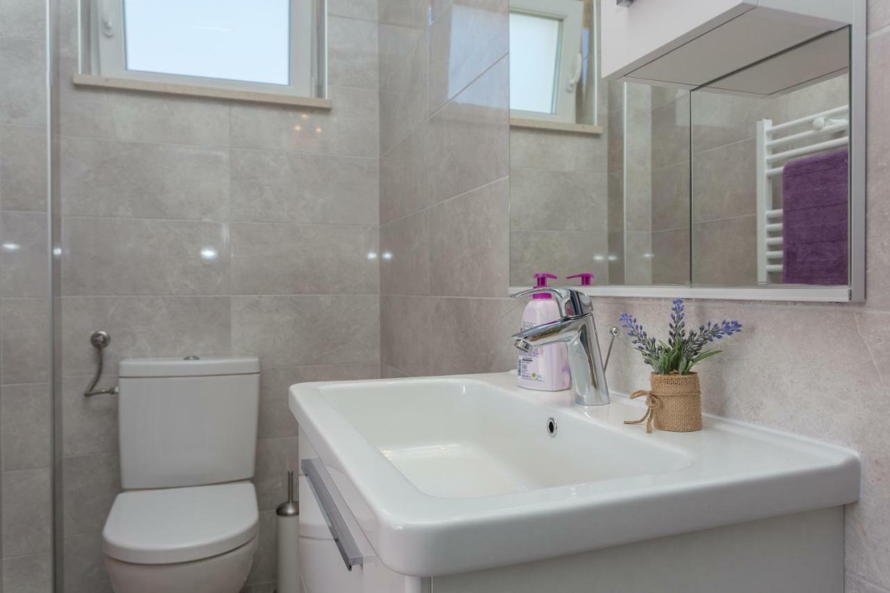 Apartment & Room Ladisic أوراساك المظهر الخارجي الصورة